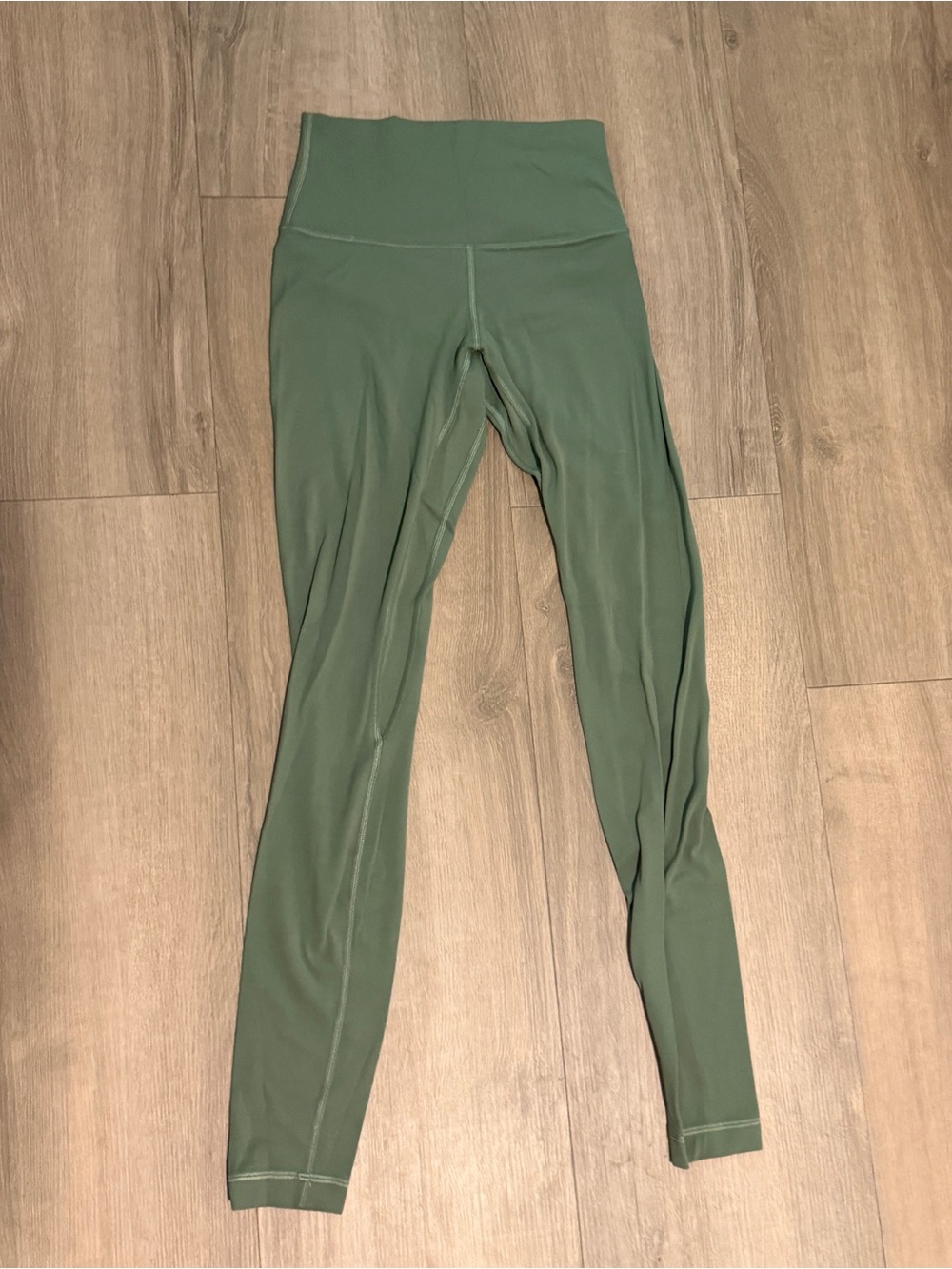 Lululemon green align leggings